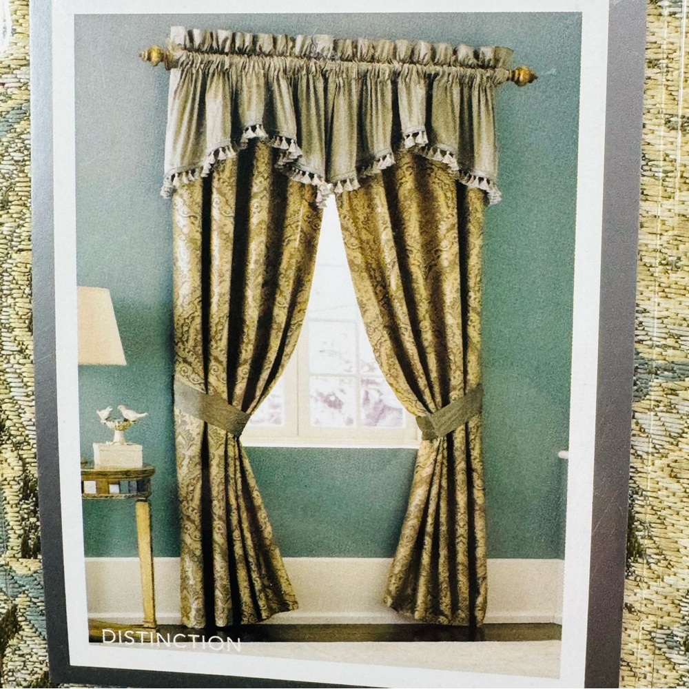2 Croscill Langdon Linen Lined Drape Panels & Tiebacks 82" x 84" -  New